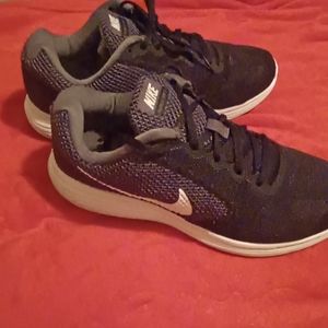 Nice pair of Nike walking or running shoes size 8 and 1/2 women